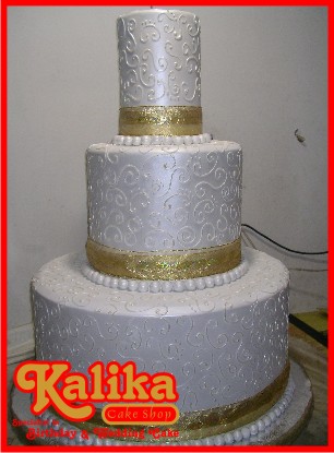 Wedding Cake Gold 3 susun