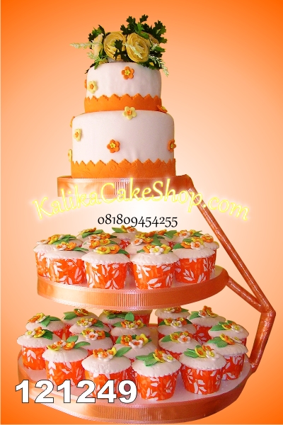 Wedding Cup Cake Orange