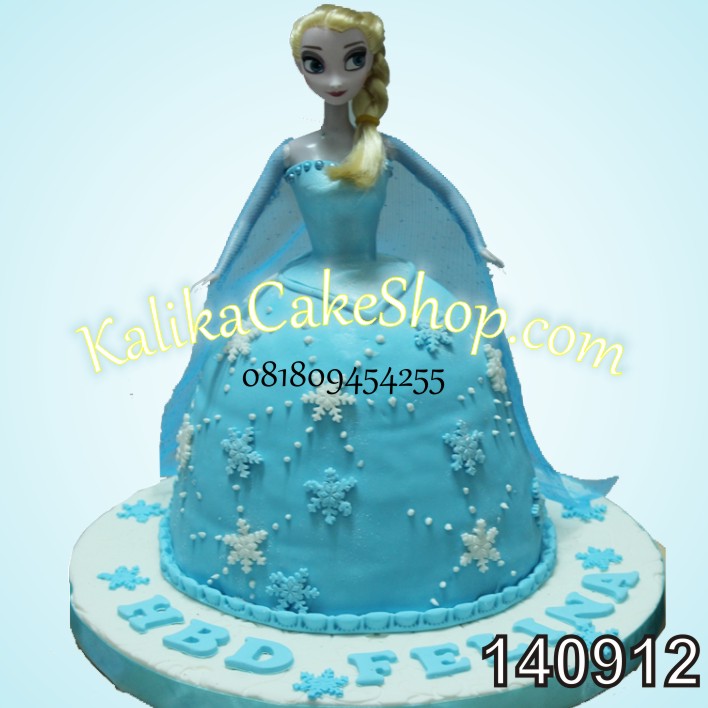 Elsa Frozen Cake