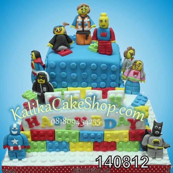 LEGO tHE MOVIE CAKE